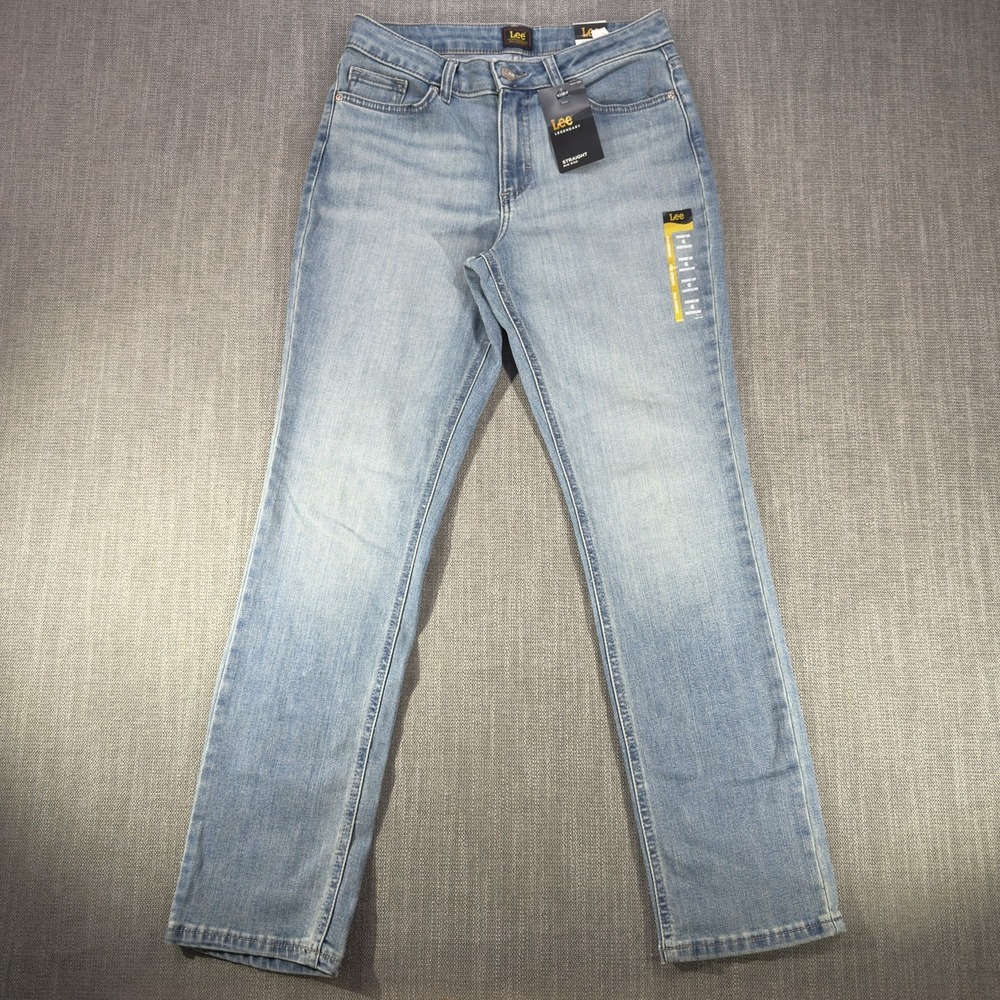 Lee Jeans Womens 6 Blue Light Wash Straight Leg Legendary Denim Casual 5 Pocket
